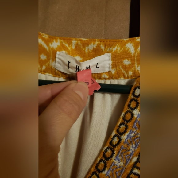 THML DRESS - Picture 3 of 5